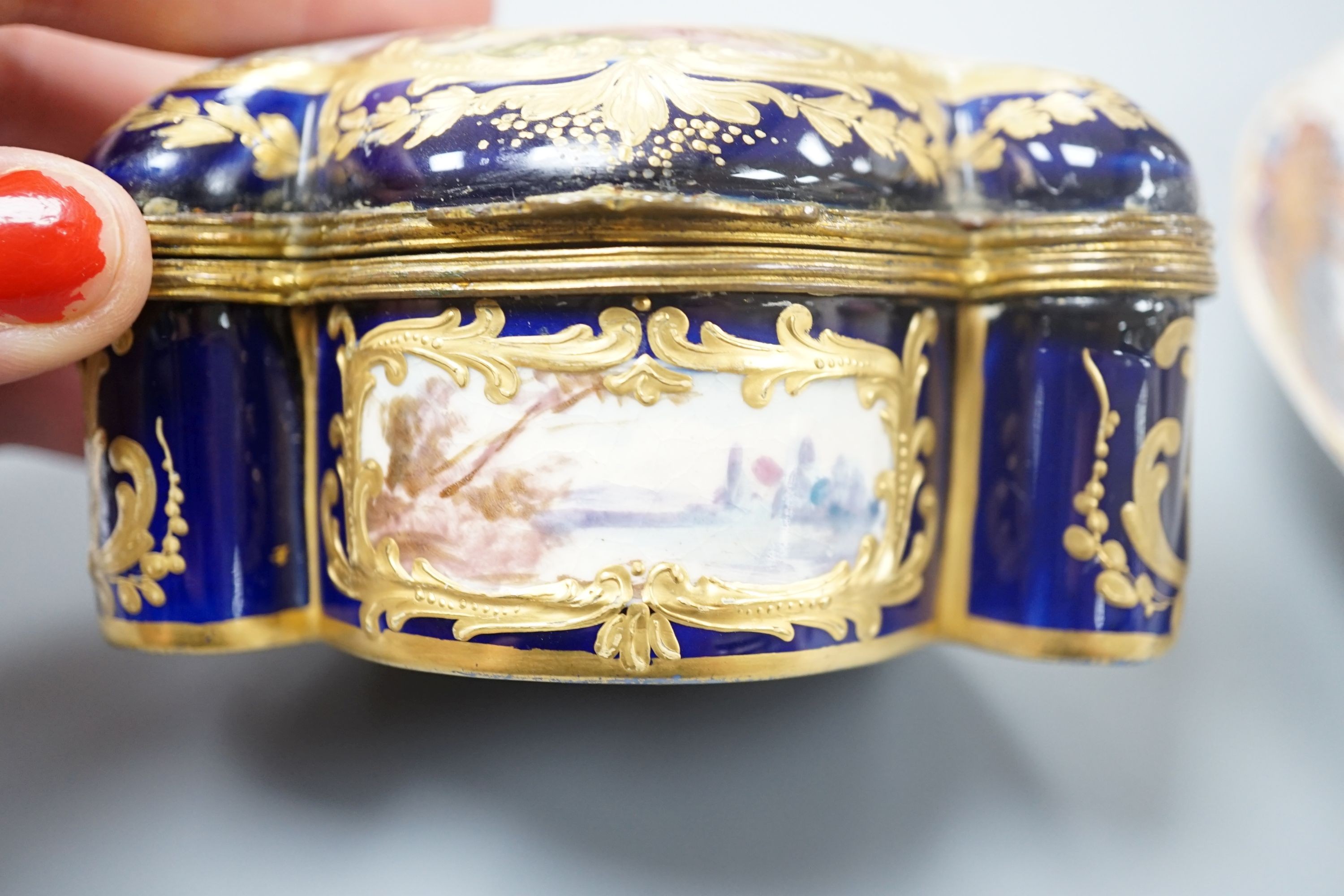 A Sevres style porcelain box and a covered pot pourri, box 5 cms high.